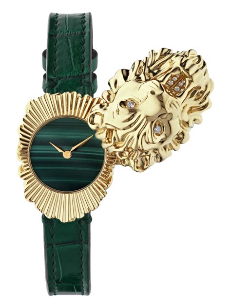 Gucci presents a new watch with a lion’s head 